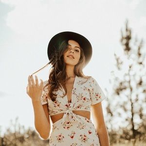 Meet your Posher, Tessa